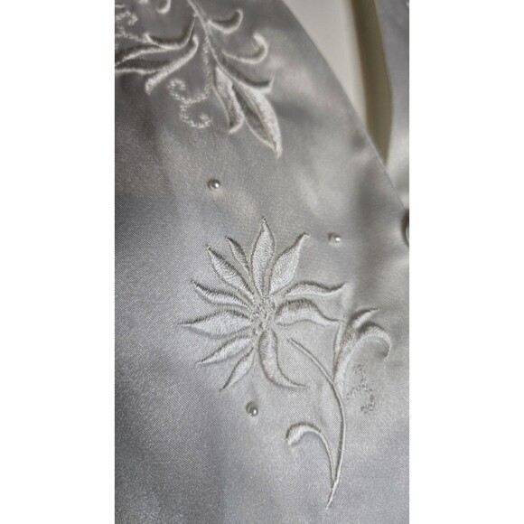 Laura Scott White Satin Embroidery Pearl Beaded Button Up Blouse Size 22 Plus - Picture 5 of 11